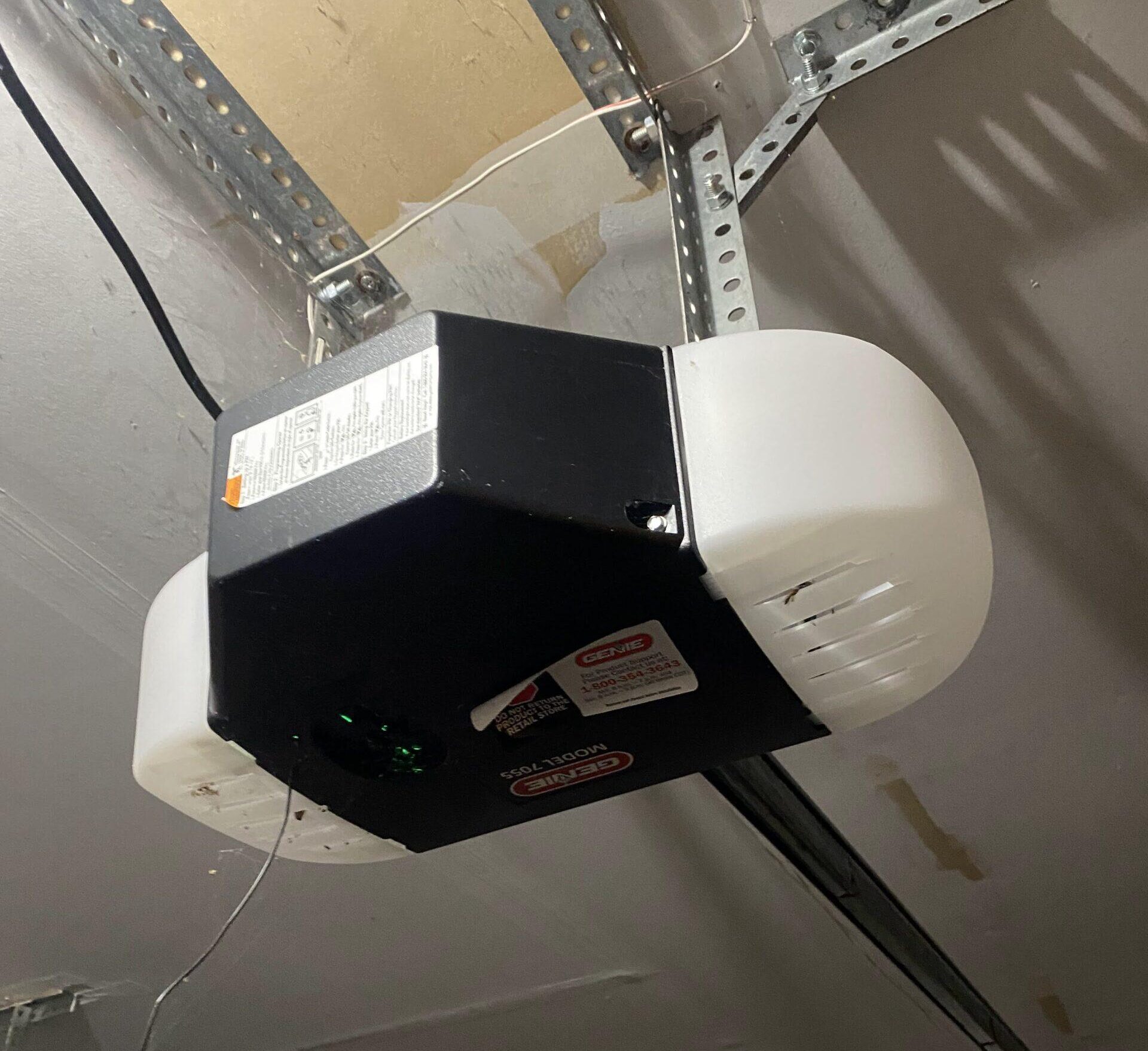 Garage Door Opener that need repair