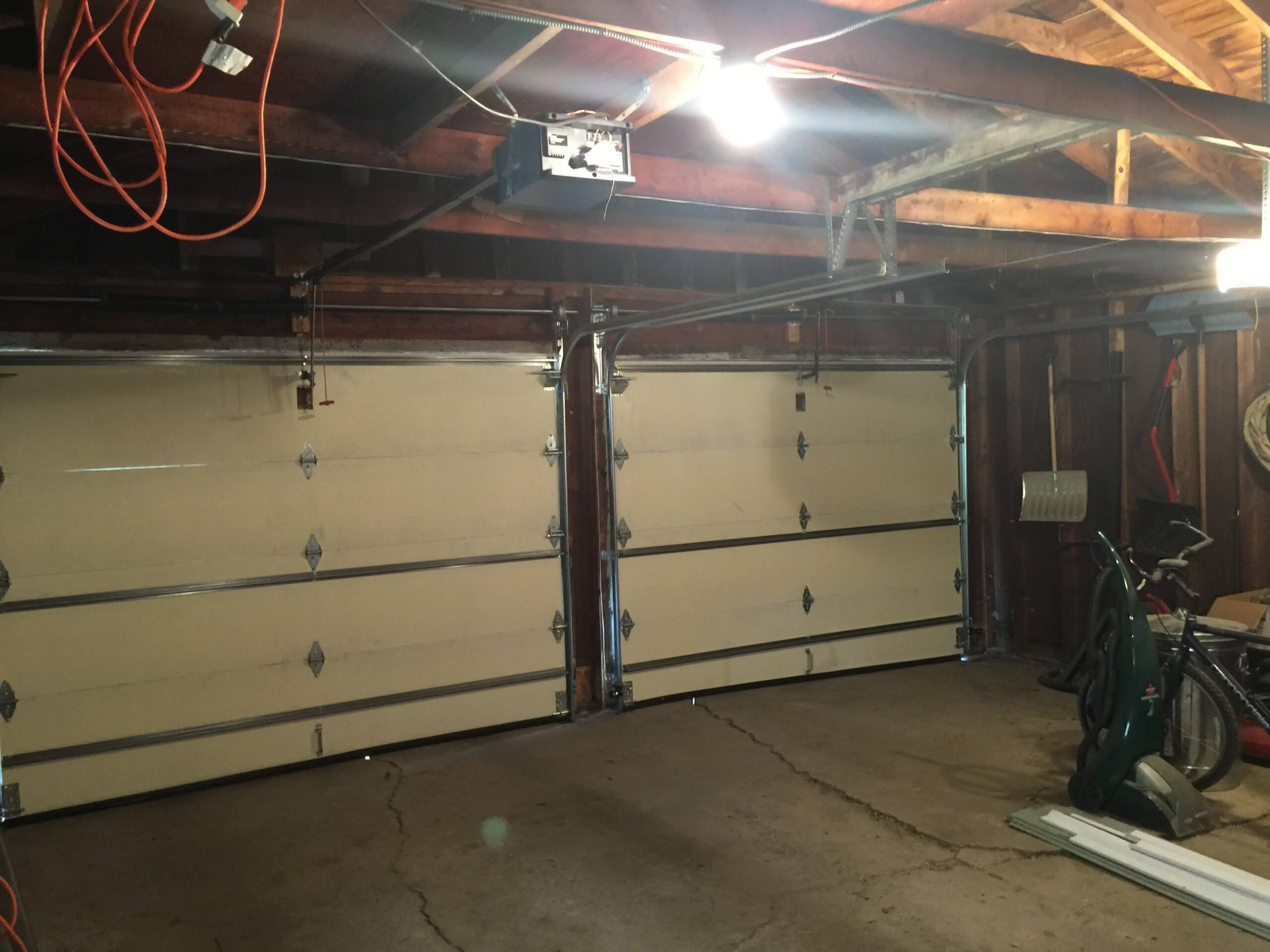 garage door services near you in Round Lake Beach, IL